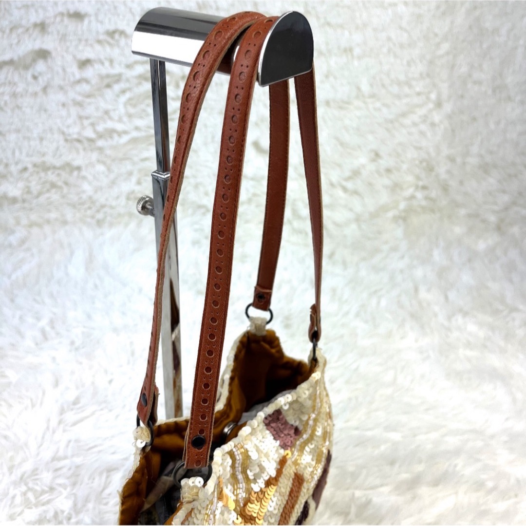 JAMIN PUECH(ジャマンピュエッシュ)の希少✨美品　JAMIN PUECH PARIS トートバッグ　スパンコール レディースのバッグ(トートバッグ)の商品写真