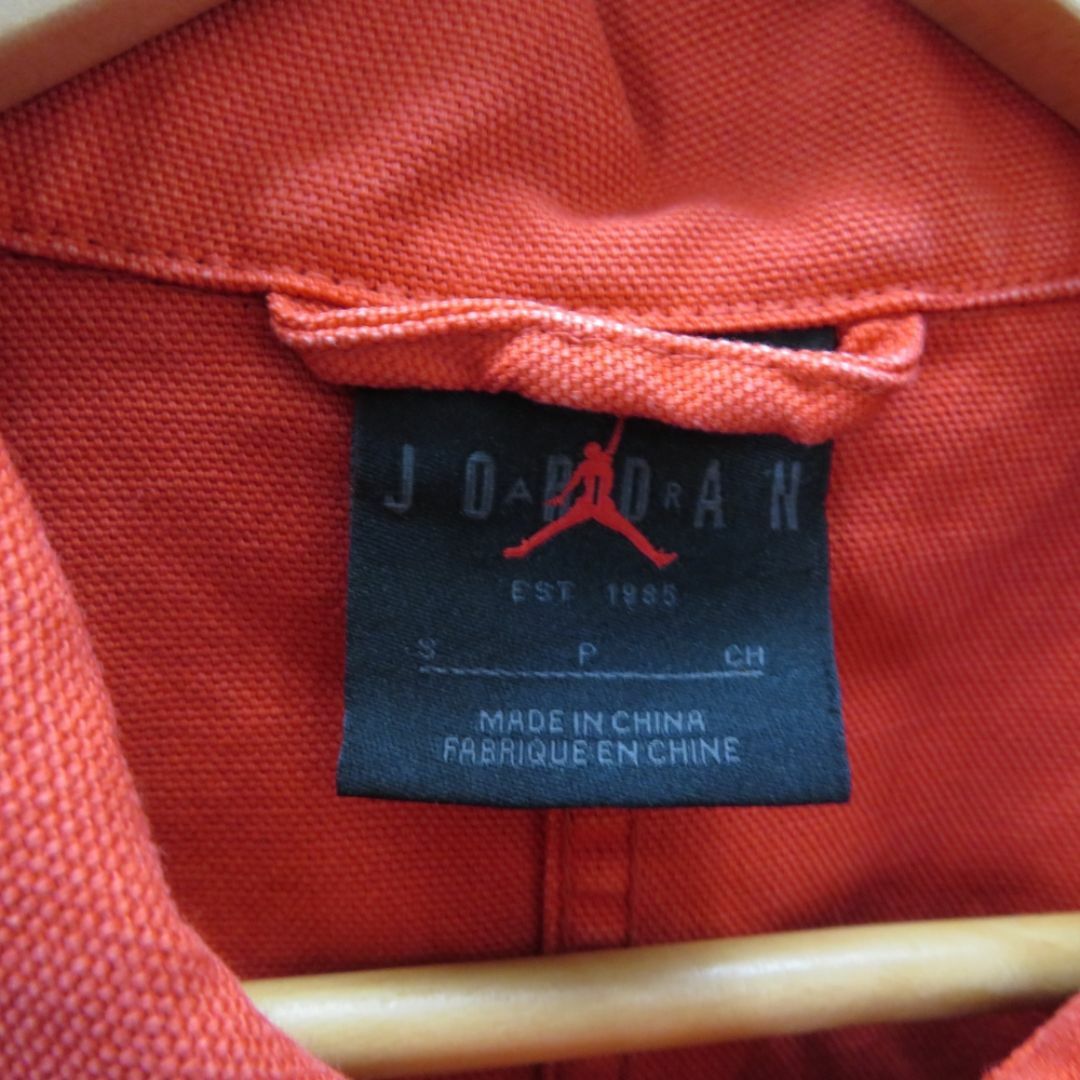 NIKE 24ss ESS STMT CHICAGO JACKET Size-S FN4528-604 ORANGE  メンズのジャケット/アウター(Gジャン/デニムジャケット)の商品写真