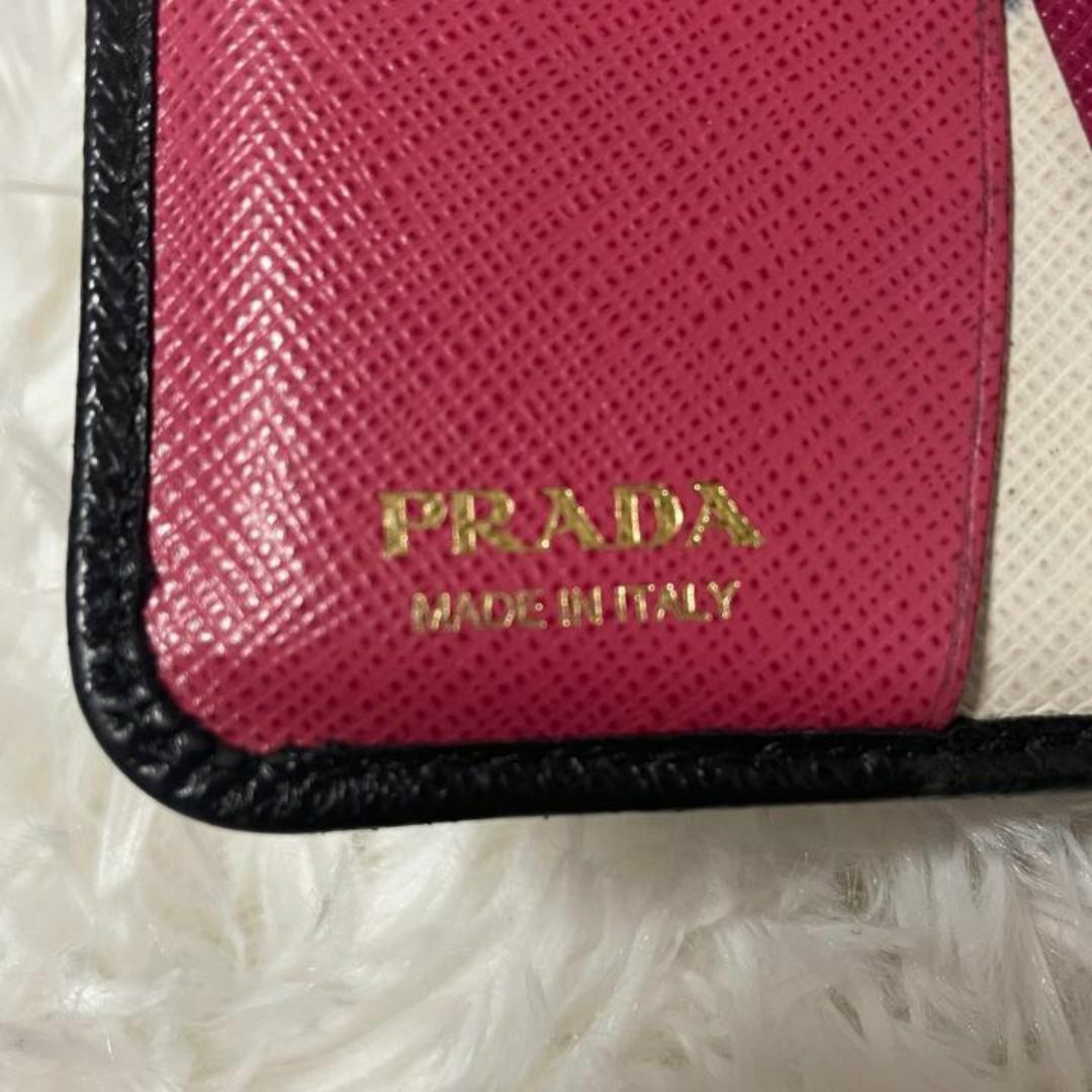 PRADA(プラダ)の【美品・箱付き】PRADA プラダ 二つ折り財布 バイカラー ピンク 黒 レディースのファッション小物(財布)の商品写真