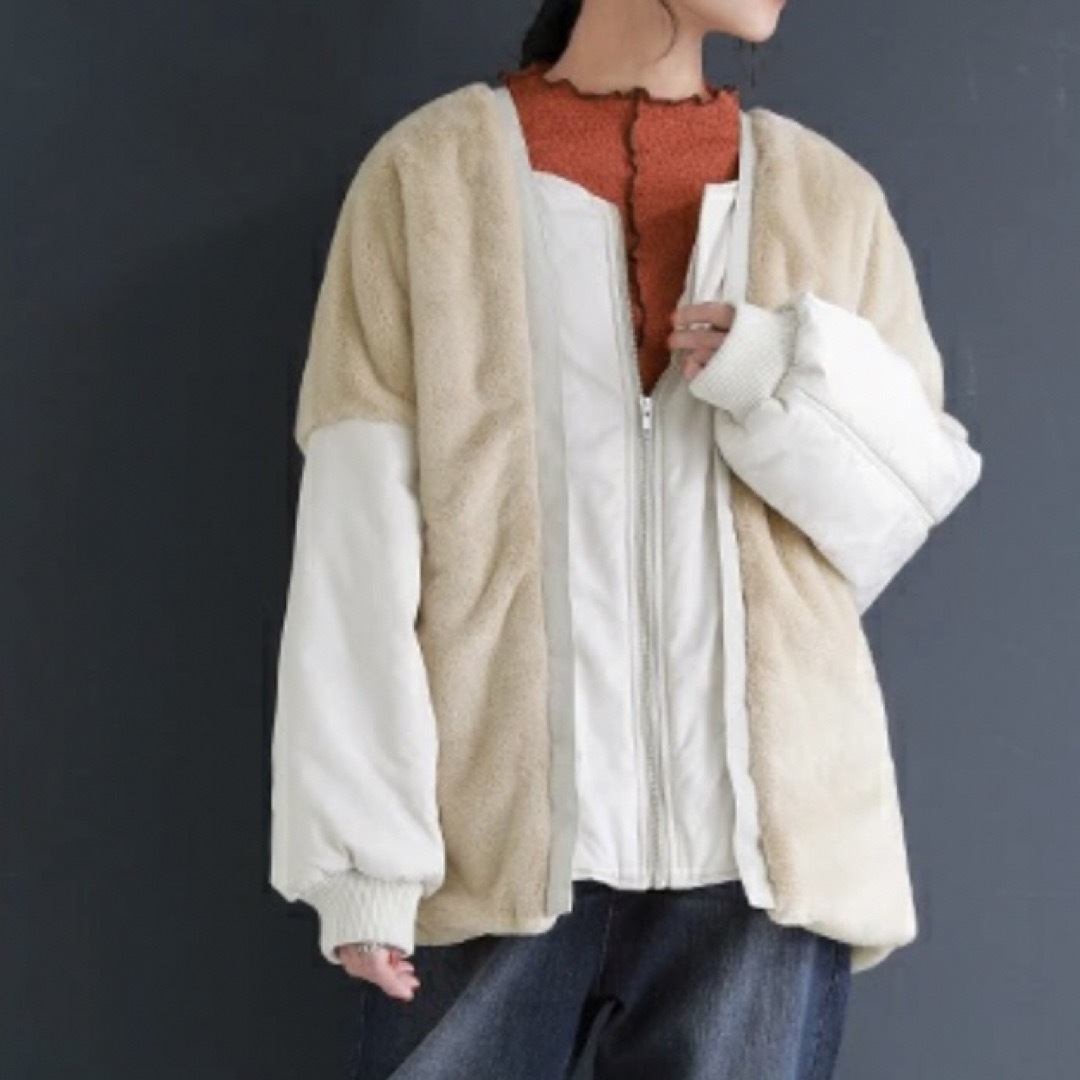 異素材MIX フェイクファー ブルゾン 中綿 ポケット レイヤード風 グレージュ レディースのジャケット/アウター(ブルゾン)の商品写真