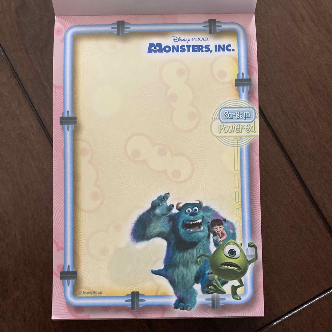 Disney(ディズニー)のモンスターズインク　メモ帳 エンタメ/ホビーのおもちゃ/ぬいぐるみ(キャラクターグッズ)の商品写真