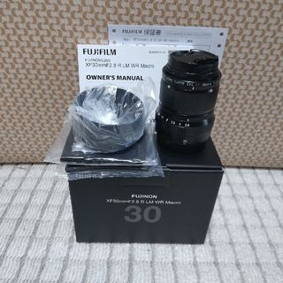 フジフイルム(富士フイルム)の美品　FUJIFILM　XF30mm F2.8 R LM WR Macro(レンズ(単焦点))