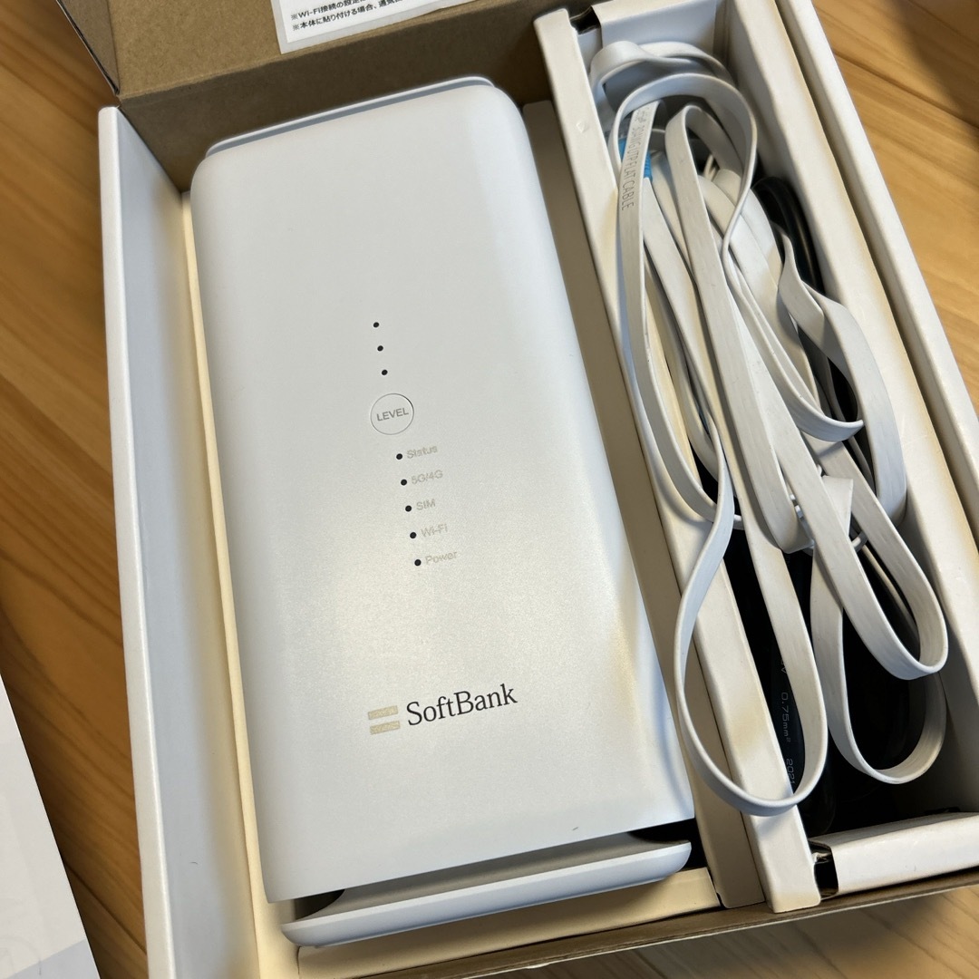 Softbank(ソフトバンク)のSoftBank Airターミナル5G インテリア/住まい/日用品のオフィス用品(その他)の商品写真