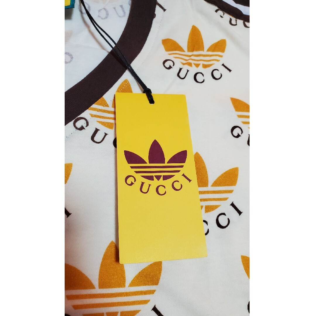 Gucci(グッチ)のGUCCI X ADIDAS コラボ Trefoil プリント Tシャツ S レディースのトップス(Tシャツ(半袖/袖なし))の商品写真