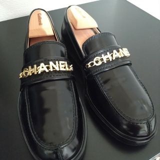 シャネル(CHANEL)のCHANEL　パテントレザー　ローファー　品番:G37430(ローファー/革靴)