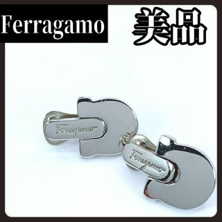 Ferragamo - 【美品】Ferragamo　フェラガモ　イヤリング　ブランド　シルバー