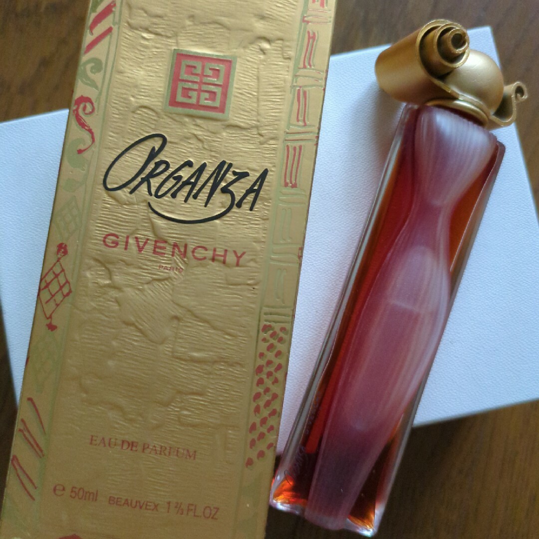 GIVENCHY(ジバンシィ)のGIVENCHY Organza 50ml コスメ/美容の香水(香水(女性用))の商品写真