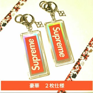 シュプリーム(Supreme)の⭐Supremeホログラムトランプ２枚と、トランプチャーム付キーホルダー　12(キーホルダー)