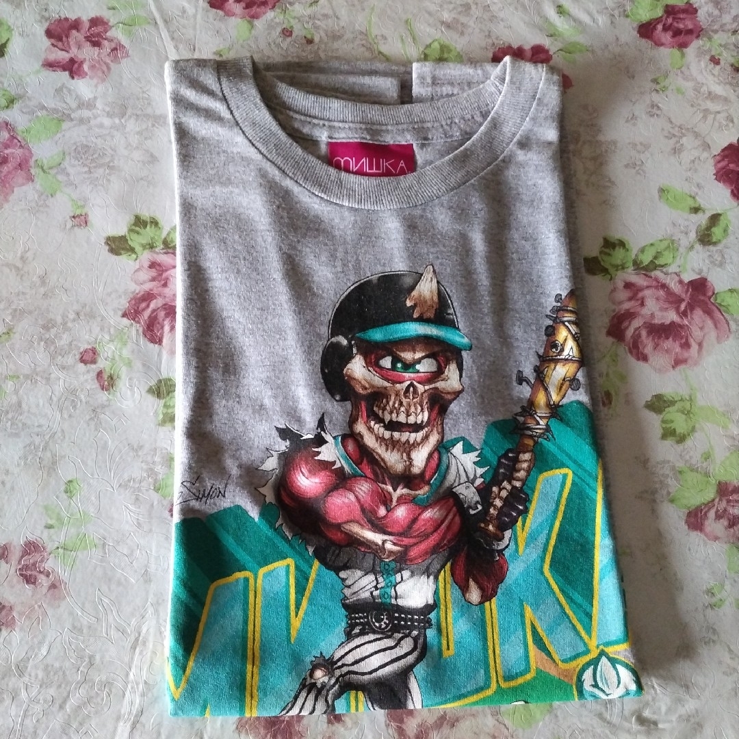 MISHKA(ミシカ)のMISHKA  半袖Tee 【グレー】 メンズのトップス(Tシャツ/カットソー(半袖/袖なし))の商品写真