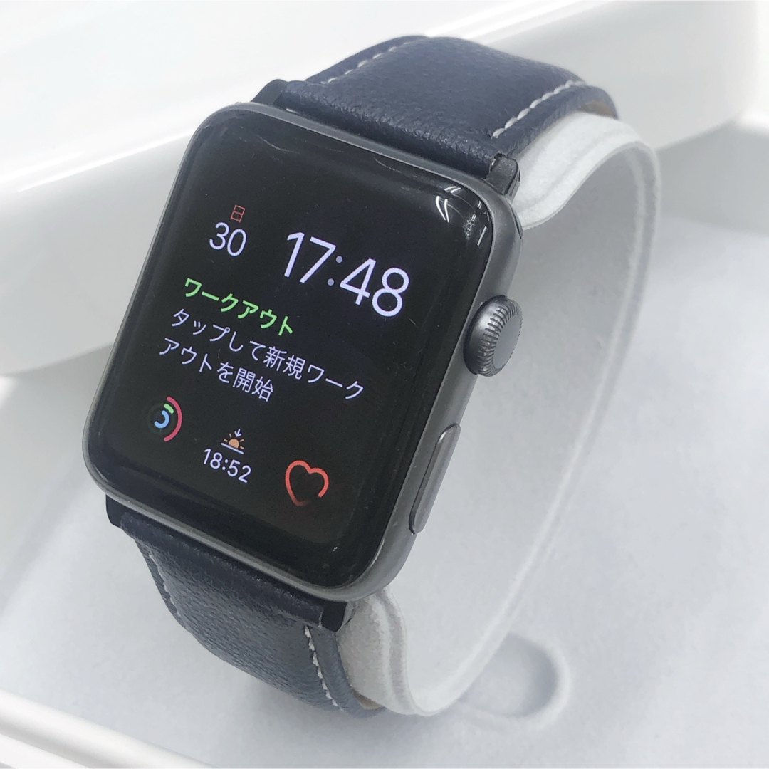 Apple Watch(アップルウォッチ)のApple Watch series3 本体,黒,42mmアップルウォッチ スマホ/家電/カメラのスマートフォン/携帯電話(その他)の商品写真