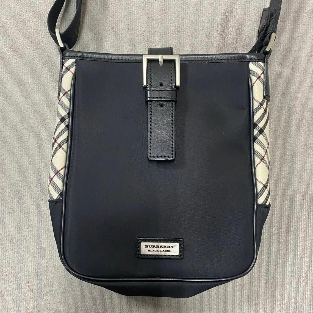 BURBERRY(バーバリー)の新品 BURBERRY ノバチェック ショルダーバッグ サコッシュ メンズのバッグ(ショルダーバッグ)の商品写真