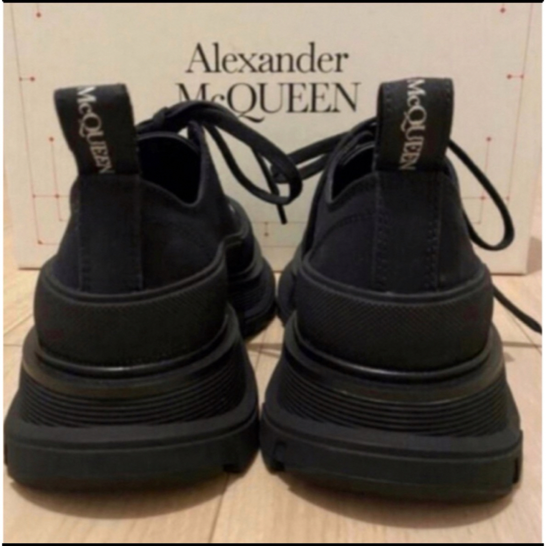 Alexander McQueen(アレキサンダーマックイーン)のAlexander McQueen Tread slick マックイーン レディースの靴/シューズ(スニーカー)の商品写真