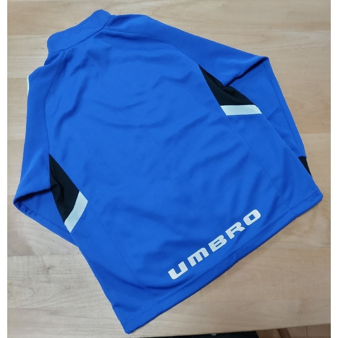 UMBRO(アンブロ)の🍀【匿名配送】140　ジャージ　UMBRO　アンブロ　デサント　青　ブルー キッズ/ベビー/マタニティのキッズ服男の子用(90cm~)(その他)の商品写真