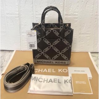 マイケルコース(Michael Kors)のマイケルコース メッセンジャーバッグ  ショルダーシバッグ  ブラック　新品(ショルダーバッグ)