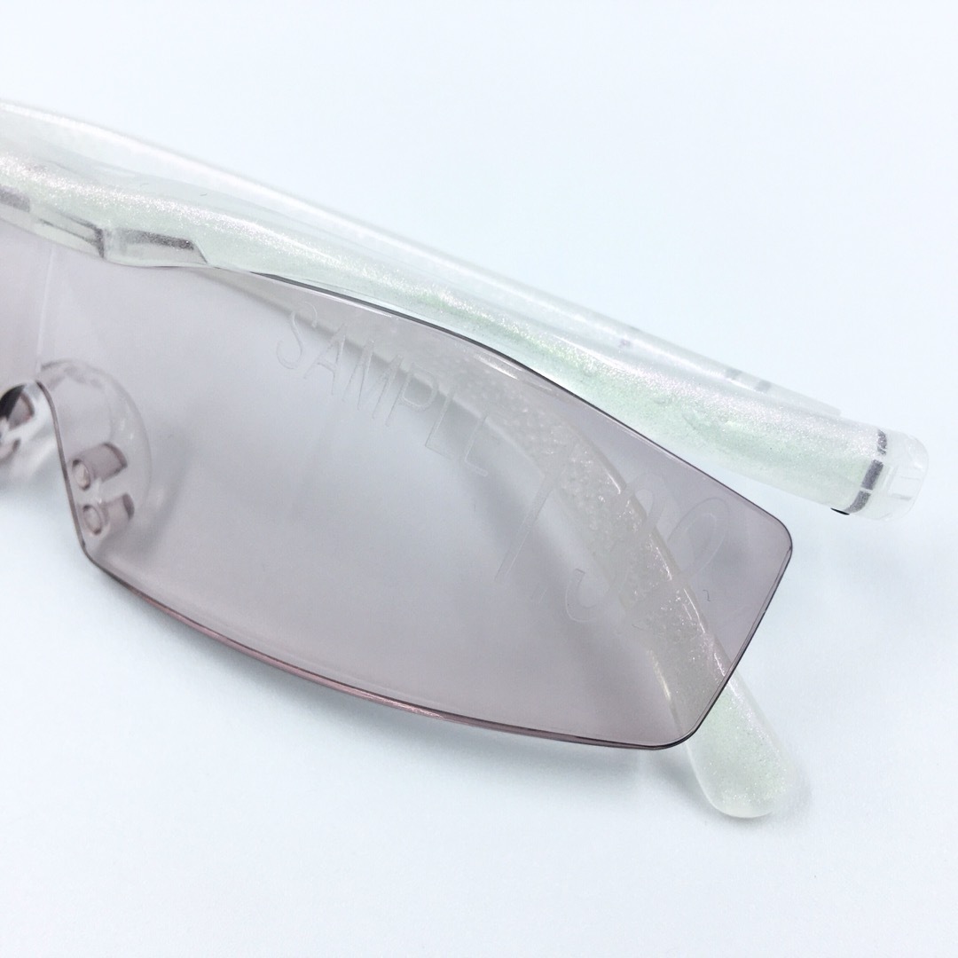 Hazuki(ハズキ)のハズキルーペ　コンパクト　パール　レンズカラー　1.32倍 レディースのファッション小物(サングラス/メガネ)の商品写真