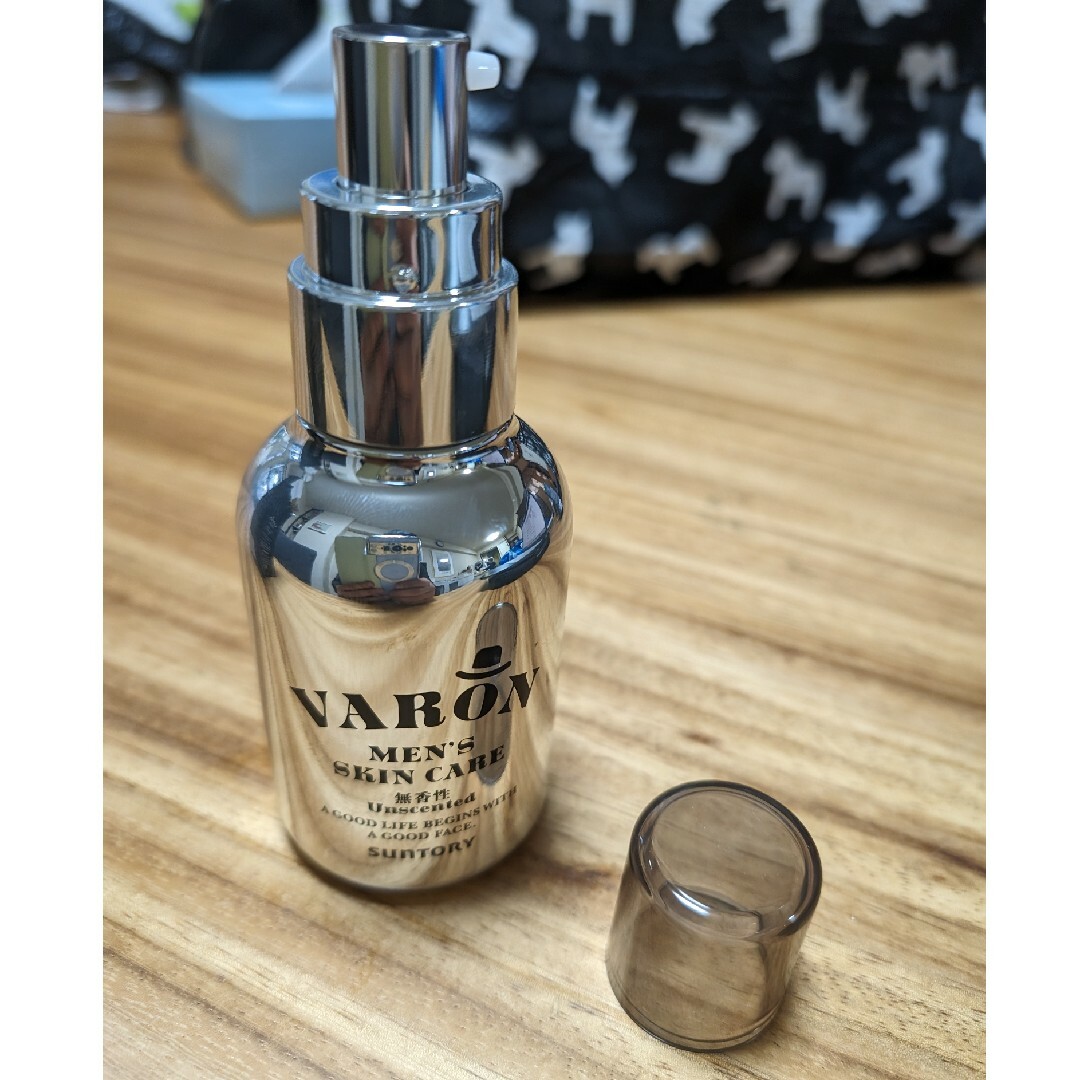 サントリー(サントリー)のVARON　Fresh フレッシュ（120mL）新品開封品 コスメ/美容のスキンケア/基礎化粧品(オールインワン化粧品)の商品写真