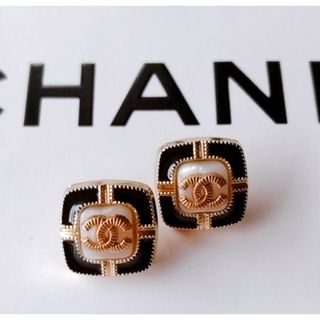 シャネル(CHANEL)の【CHANEL】シャネル ヴィンテージ ボタン ロゴ(チャーム)