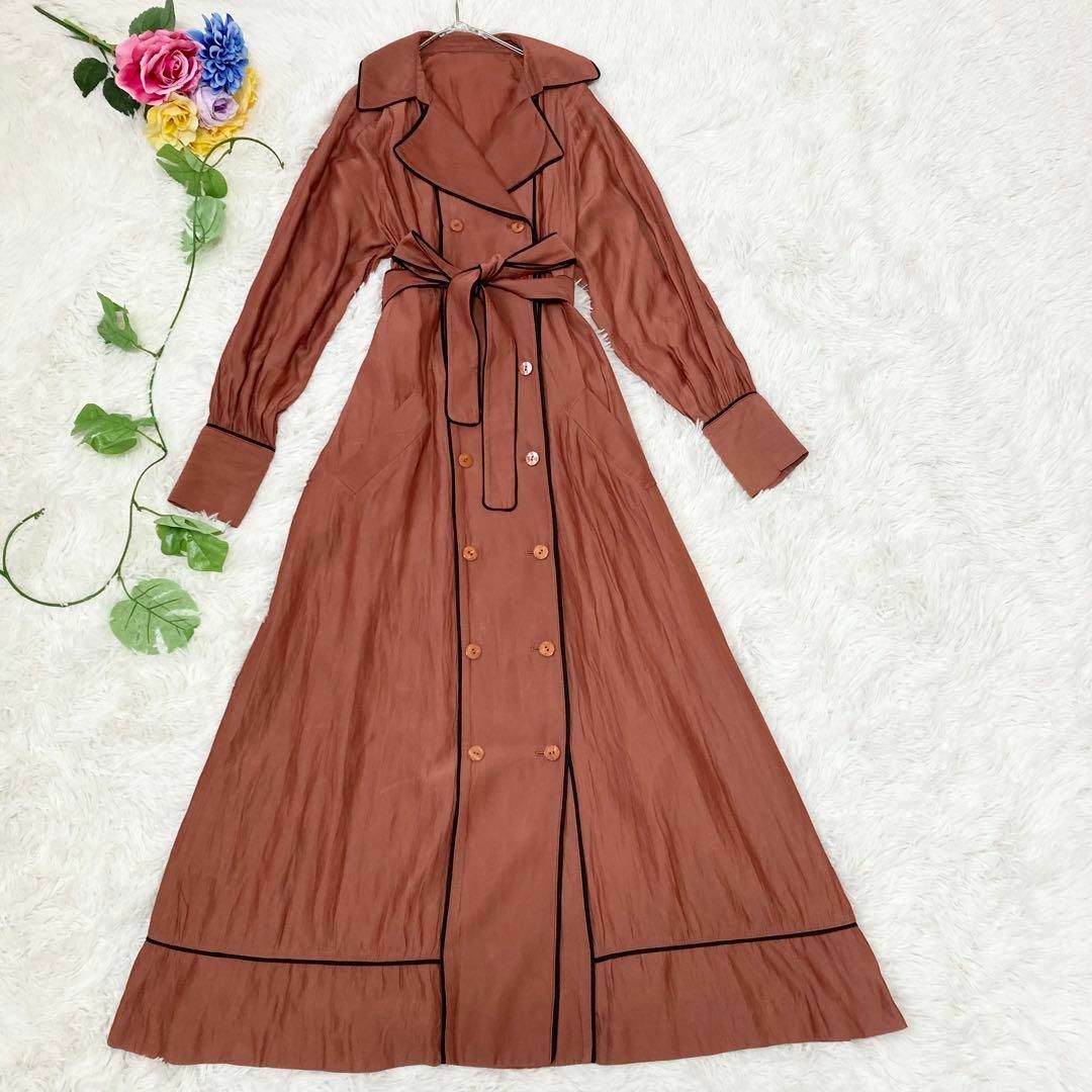 Ameri VINTAGE(アメリヴィンテージ)のアメリ　LOOSE TRENCH LIKE DRESS　トレンチ　ワンピース レディースのワンピース(ロングワンピース/マキシワンピース)の商品写真