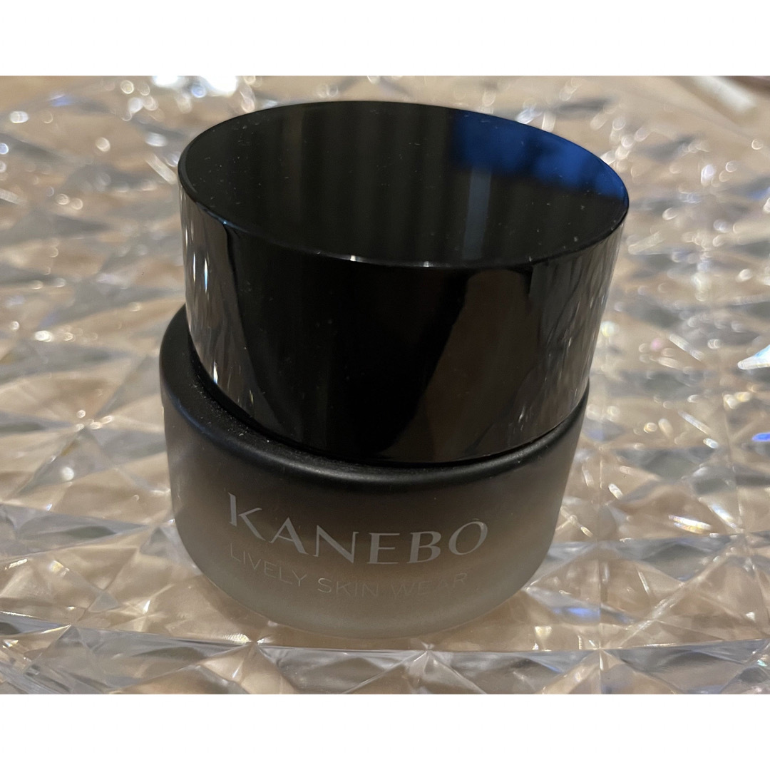 Kanebo(カネボウ)のカネボウ　ライブリースキンウェア　オークルA コスメ/美容のベースメイク/化粧品(ファンデーション)の商品写真