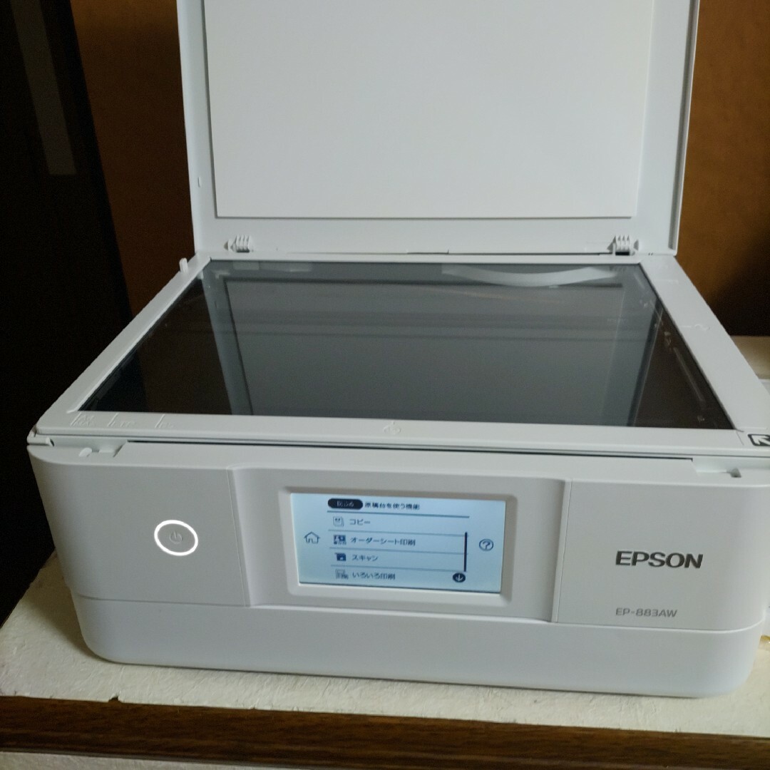 EPSON(エプソン)のエプソン EP-883AW A4カラーインクジェット複合機 カラリオ ホワイト… スマホ/家電/カメラのPC/タブレット(PC周辺機器)の商品写真