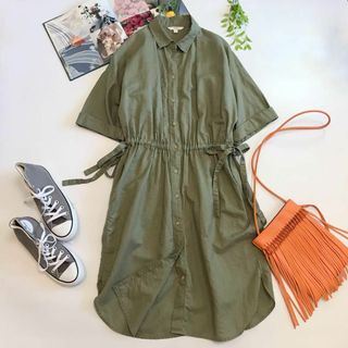 ユニクロ(UNIQLO)の【大人カジュアル】ユニクロ リネンブレンドシャツワンピース M 7分袖 カーキ(ロングワンピース/マキシワンピース)