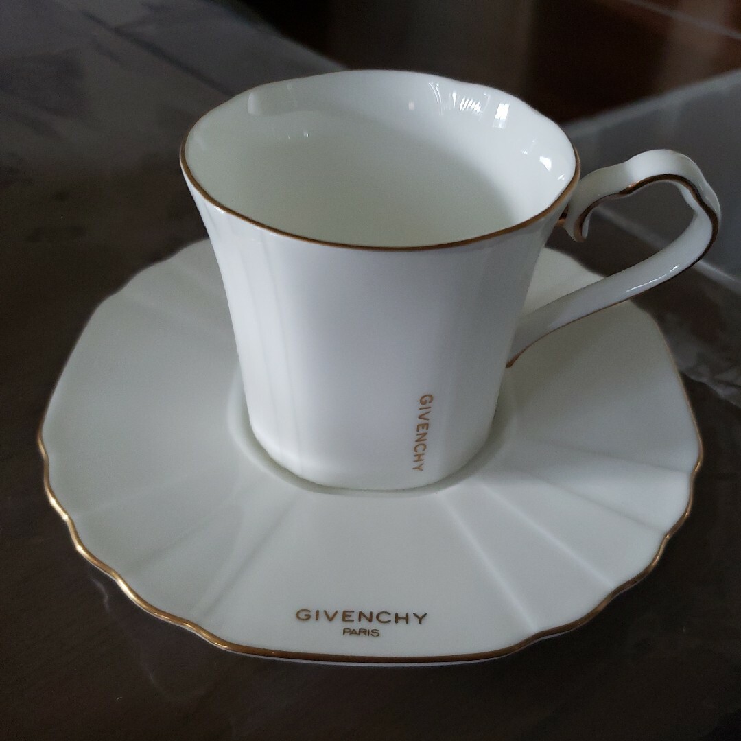 Noritake(ノリタケ)のGIVENCHY  カップ&ソーサー　8客セット エンタメ/ホビーの美術品/アンティーク(陶芸)の商品写真