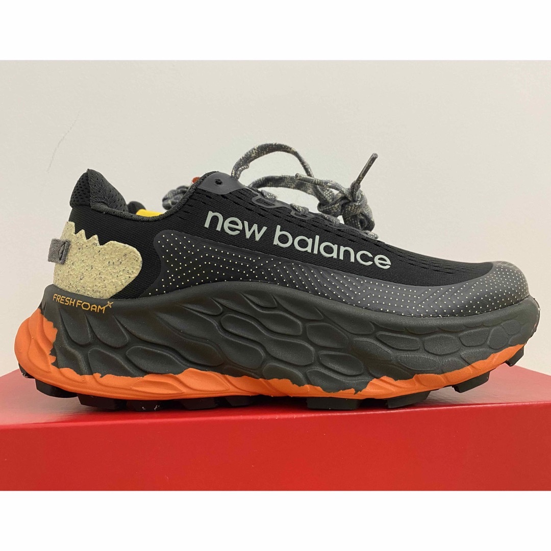 New Balance(ニューバランス)のニューバランス FRESH FOAM モアトレイルV3 黒 26cm 2E メンズの靴/シューズ(スニーカー)の商品写真