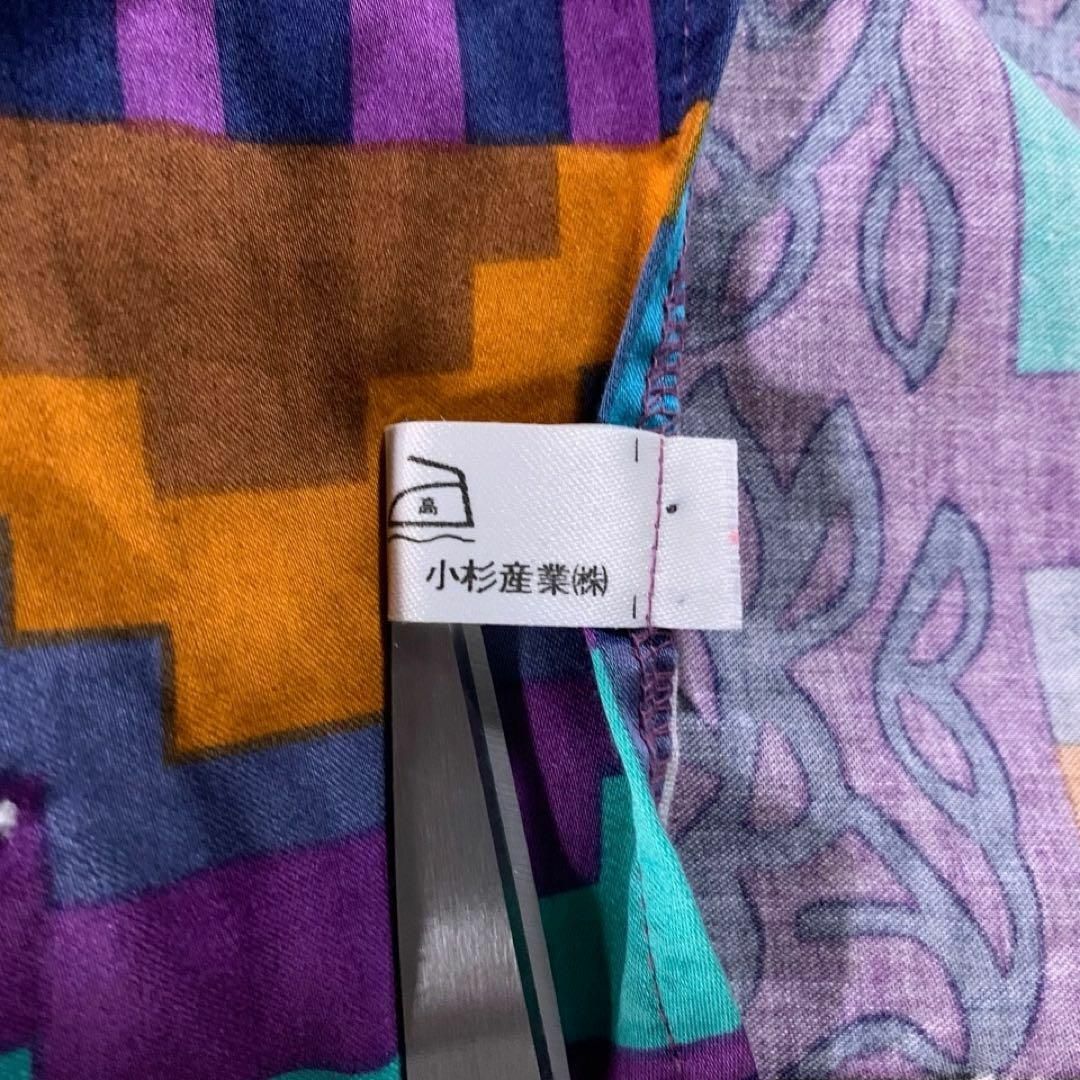 90s イタリア製 レトロ古着 オープンカラー アロハシャツ 幾何学 サイケ 紫 メンズのトップス(シャツ)の商品写真