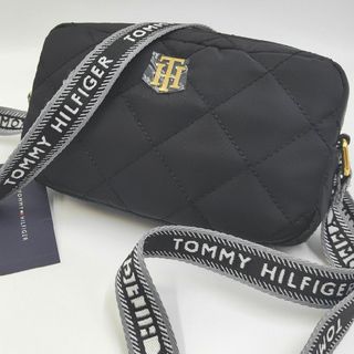 トミーヒルフィガー(TOMMY HILFIGER)のトミーヒルフィガー　ショルダーバッグ　カメラバッグ　クロスボディ　THロゴ　黒(ショルダーバッグ)