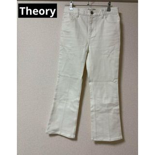 セオリー(theory)のTheoryセオリー　カジュアルパンツ　白　ホワイト　デニム　クラシック(デニム/ジーンズ)