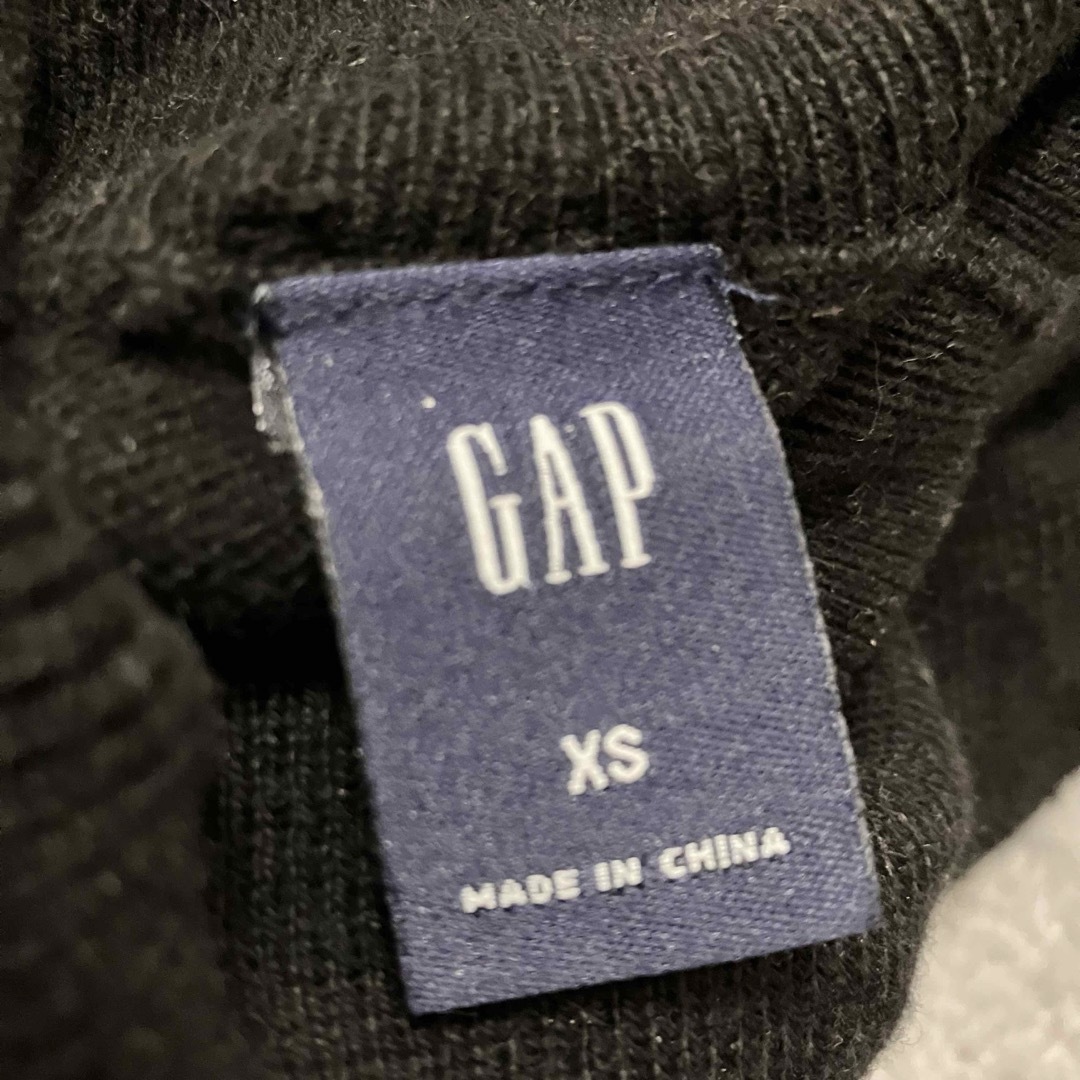 GAP(ギャップ)のGAP カシミヤ混　半袖タートルニット　ブラック　xs レディースのトップス(ニット/セーター)の商品写真