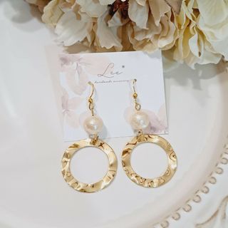 No...87♡コットンパール×ゴールドフープ　大人可愛いピアス/イヤリング(ピアス)