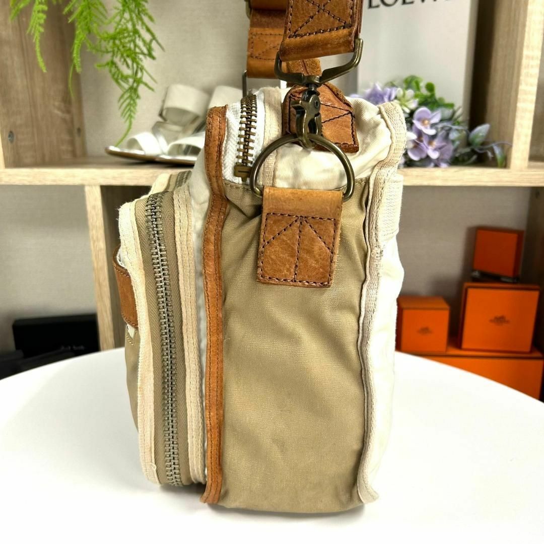 DIESEL(ディーゼル)の00's DIESEL ショルダーバック ボディバッグ アーカイブ メンズのバッグ(ショルダーバッグ)の商品写真