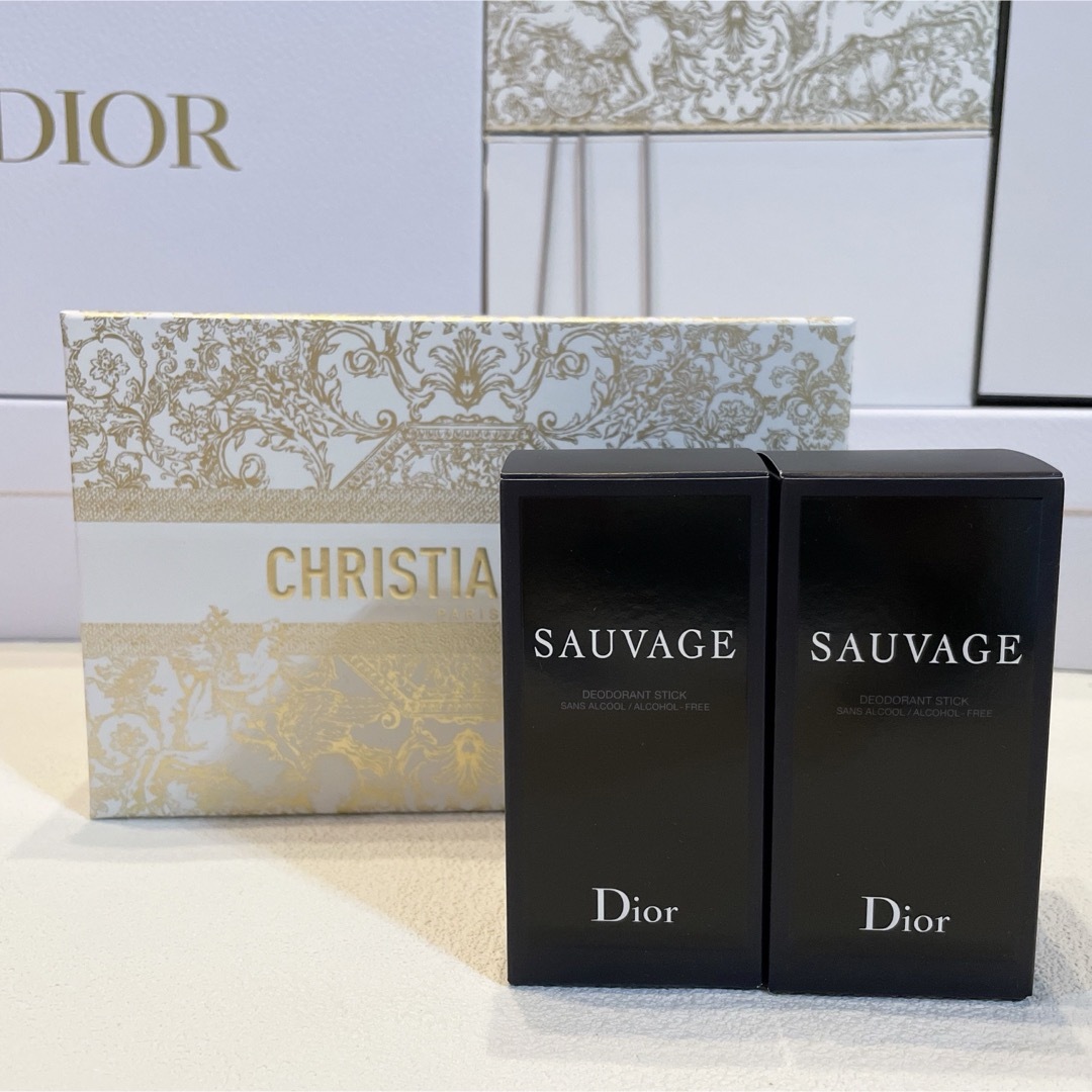 Christian Dior(クリスチャンディオール)のディオール　ソヴァージュ パフューム ボディ スティック　2個　ギフトボックス コスメ/美容の香水(香水(男性用))の商品写真