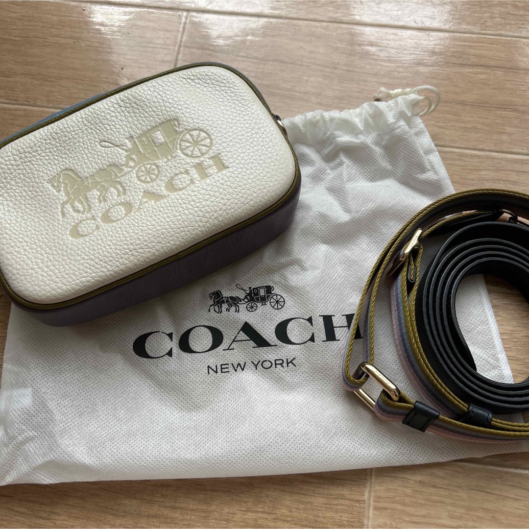 COACH(コーチ)のCOACHショルダーバック メンズのバッグ(ショルダーバッグ)の商品写真