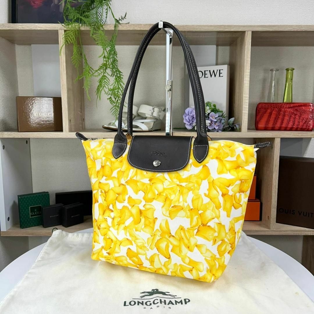 LONGCHAMP(ロンシャン)の美品 入手困難 LONGCHAMP 舟形トートバック 花柄 レディースのバッグ(トートバッグ)の商品写真