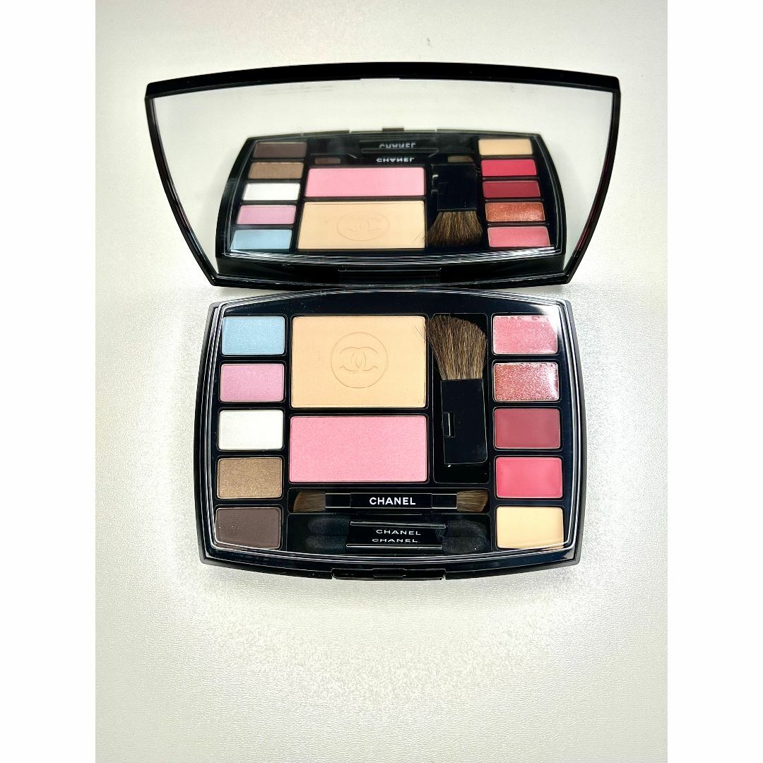 CHANEL シャネル トラベル メイクアップ パレット アルティチュード 美品 | フリマアプリ ラクマ CHANEL シャネル トラベル メイクアップ パレット アルティチュード 美品 | フリマアプリ ラクマ