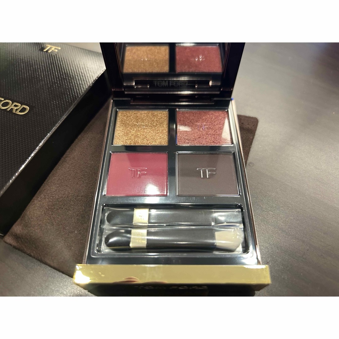 TOM FORD(トムフォード)の13 Tom ford アイシャドウパレット アイ カラー クォード43 コスメ/美容のベースメイク/化粧品(アイシャドウ)の商品写真