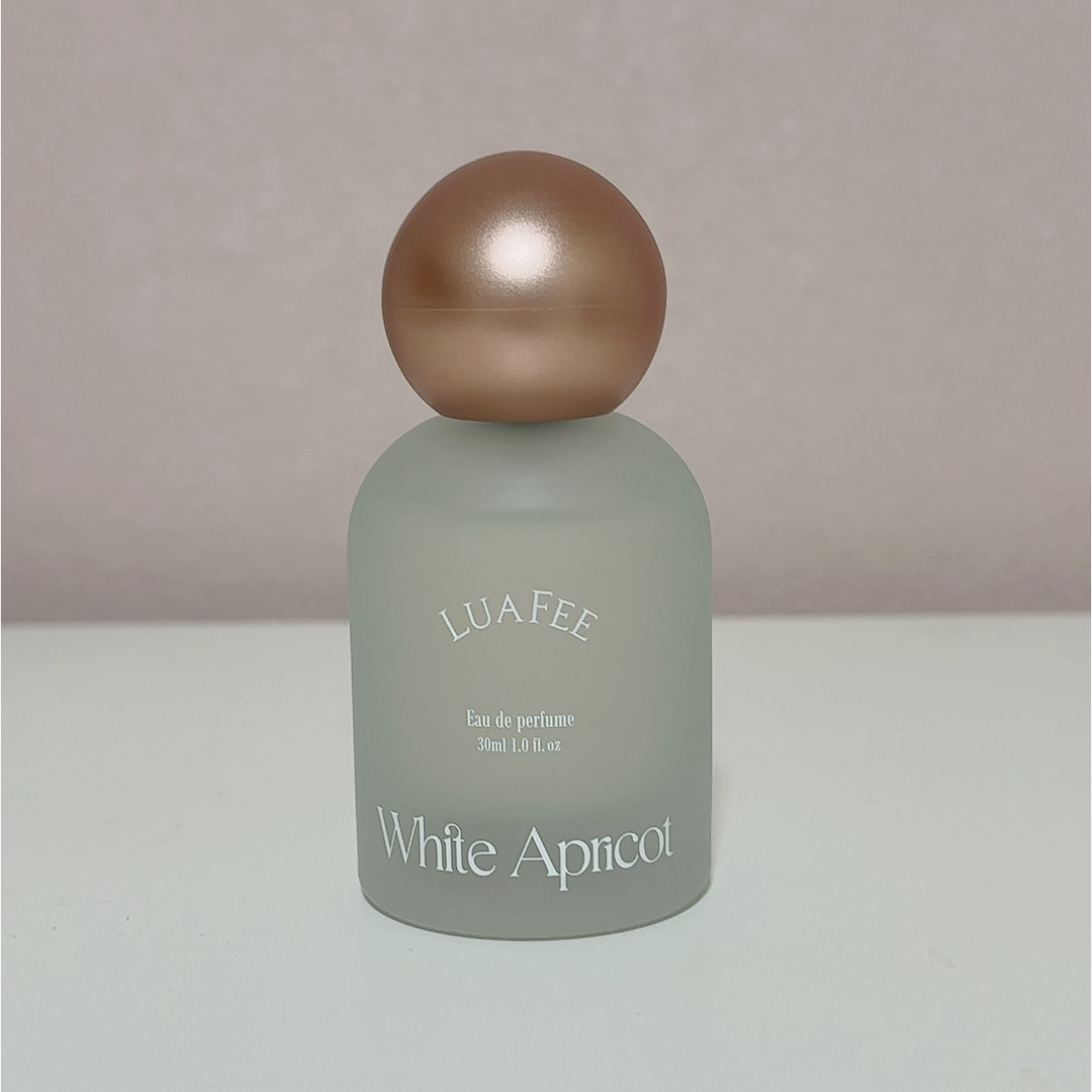 LUAFEE  ルアぺ　ホワイトアプリコット　30ml  香水 コスメ/美容の香水(香水(女性用))の商品写真