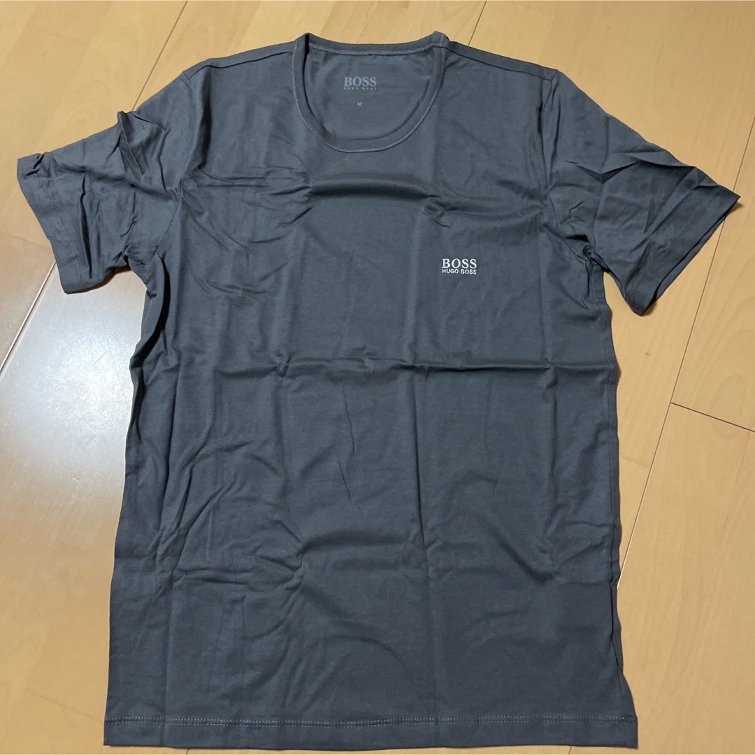 HUGO BOSS(ヒューゴボス)のBOSS Tシャツ　海外M メンズのトップス(Tシャツ/カットソー(半袖/袖なし))の商品写真