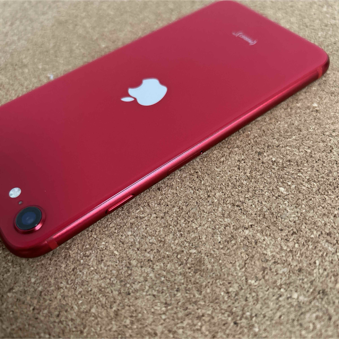 iPhone(アイフォーン)の117 比較的美品 iPhoneSE2 第2世代 64GB SIMフリー スマホ/家電/カメラのスマートフォン/携帯電話(スマートフォン本体)の商品写真