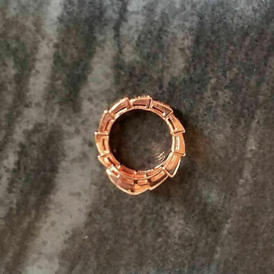 SONAダイヤモンド　スネーク　リング　ローズゴールド　フリーサイズ　運気アップ レディースのアクセサリー(リング(指輪))の商品写真