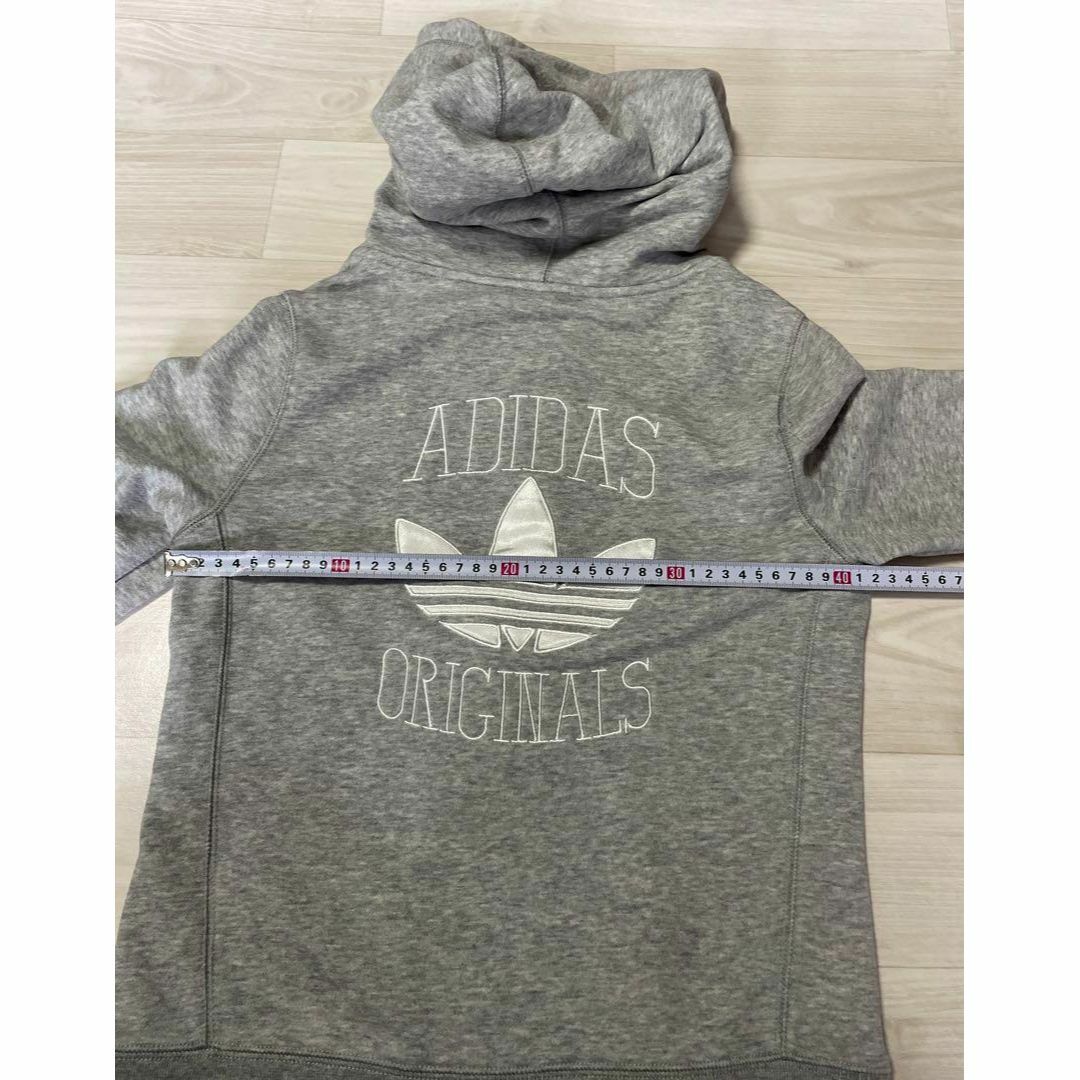 adidas(アディダス)のadidas アディダス スエット パーカー M グレー レディースのトップス(パーカー)の商品写真