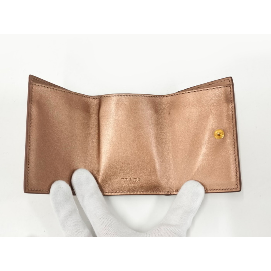 PRADA - PRADA コンパクトウォレット 三つ折り財布 レザー PRADA - PRADA コンパクトウォレット 三つ折り財布 レザー