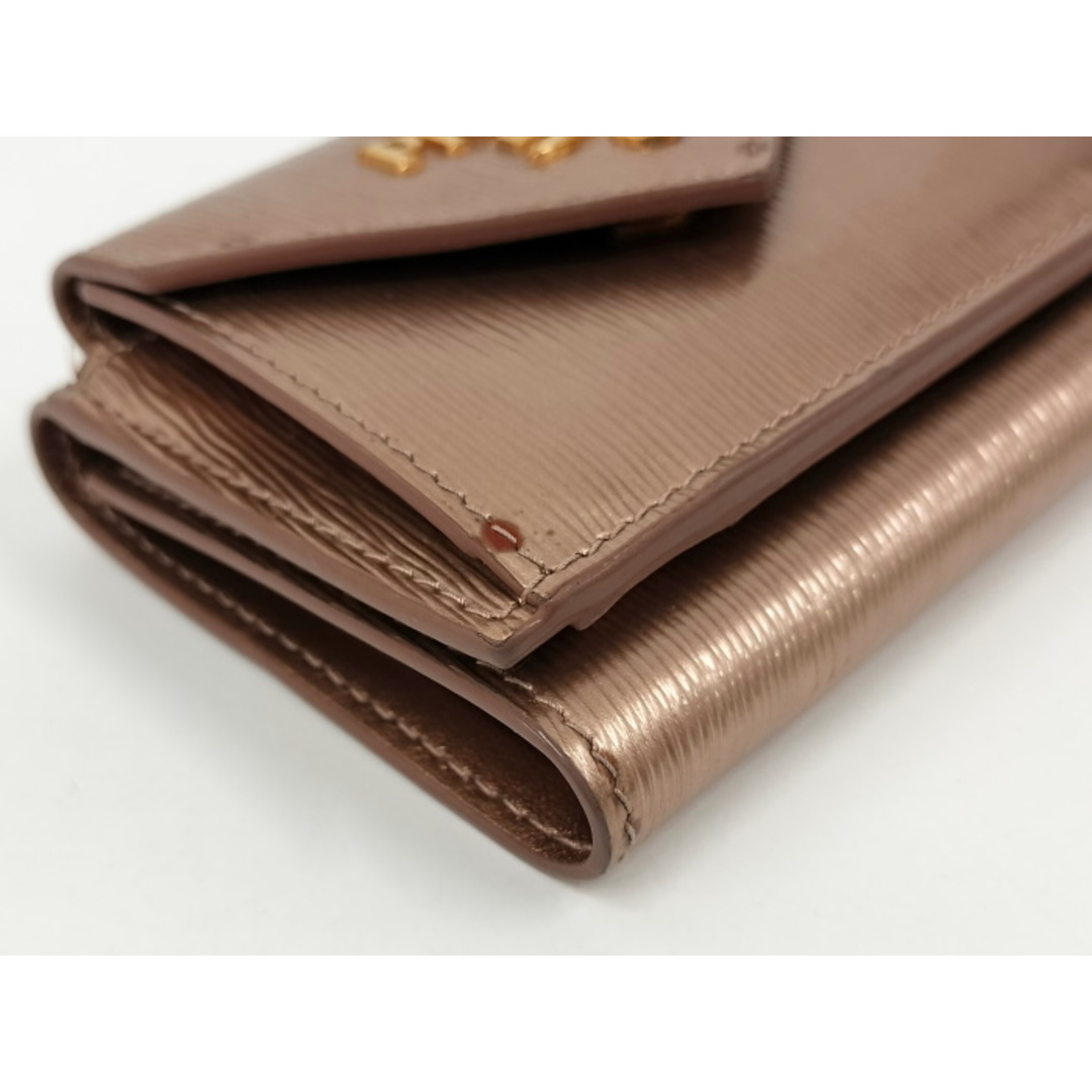 PRADA - PRADA コンパクトウォレット 三つ折り財布 レザー PRADA - PRADA コンパクトウォレット 三つ折り財布 レザー