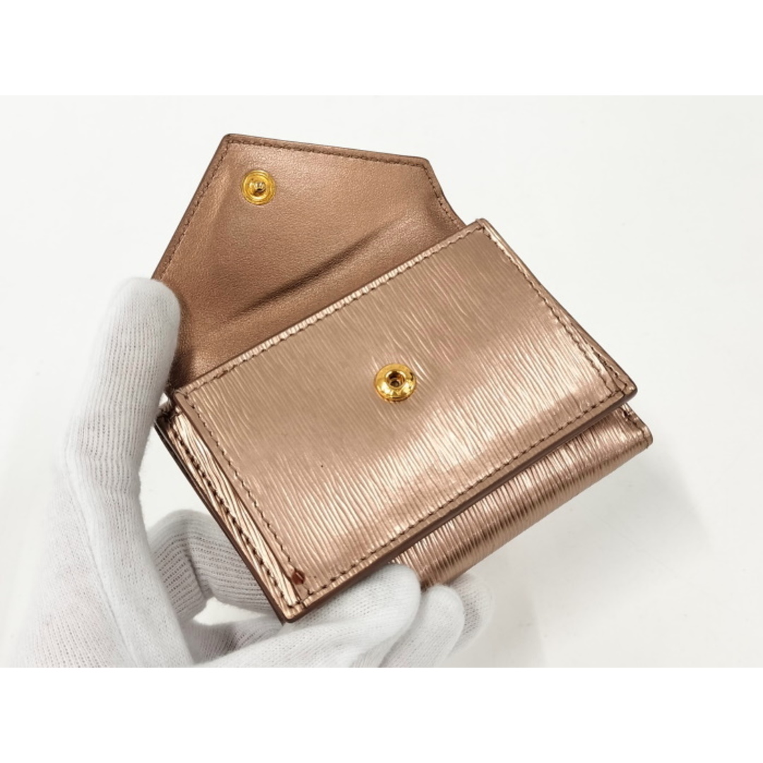 PRADA - PRADA コンパクトウォレット 三つ折り財布 レザー PRADA - PRADA コンパクトウォレット 三つ折り財布 レザー