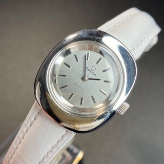 OMEGA - 【良品 正規品】 オメガ 腕時計 可動品 希少クッションケース ビーンズモデル