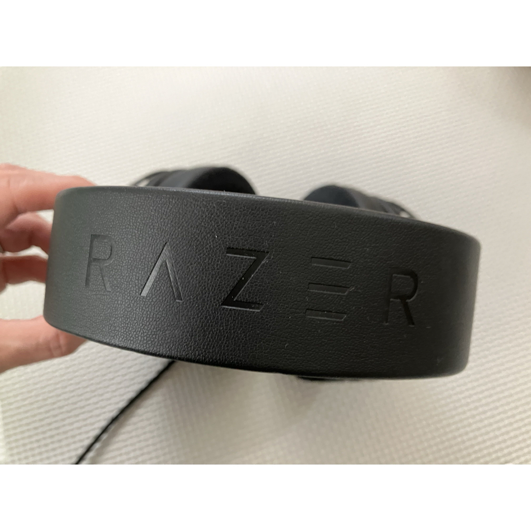 Razer  ゲーミングヘッドセット KRAKEN 2019 BLACK エンタメ/ホビーのエンタメ その他(その他)の商品写真