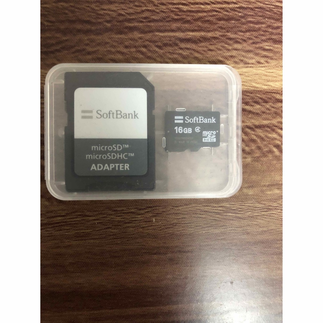 Softbank(ソフトバンク)のmicroSDHCカード　4Gと16G スマホ/家電/カメラのPC/タブレット(PC周辺機器)の商品写真