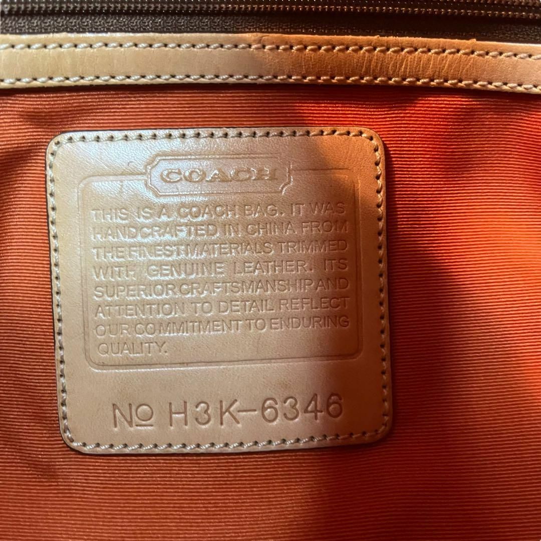 COACH(コーチ)の定番のシグネチャー　ヴィンテージ品　COACH　斜め掛けショルダーバッグ レディースのバッグ(ショルダーバッグ)の商品写真